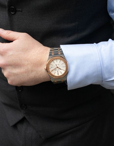 Audemars Piguet Royal Oak 15400SR.OO.1220SR.01